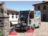 Straßen-Kehrmaschine Albers Fördertechnik