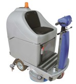 Aufsitz-Kehrsaugmaschinen Fiorentini ET Serie